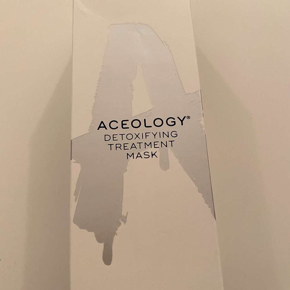 Detoxifying Treatment Mask- Aceology
